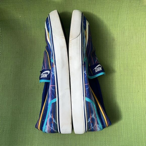 EXCELLENT CONDITION NIKE CANVAS SLIP ON VAN-LIKE SHOES WOMEN’S 9/EURO 40 - Picture 6 of 9